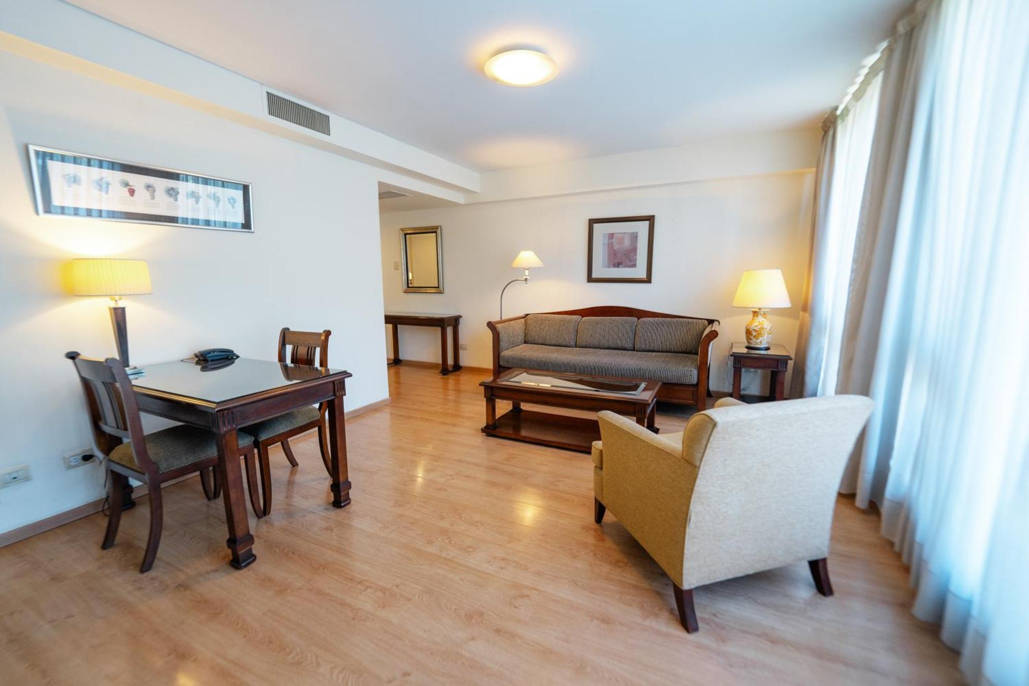 Amerian Executive Mendoza Hotel Δωμάτιο φωτογραφία